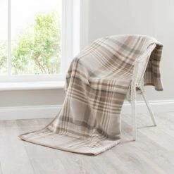 Super Soft Plaid Check Natural Throw -Bedding Store 30410642 alt01