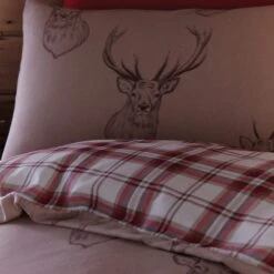 Catherine Lansfield Stag Natural Duvet Cover And Pillowcase Set -Bedding Store 30458431 alt01