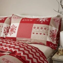 Catherine Lansfield Let It Snow Cotton Rich Red Duvet Cover And Pillowcase Set -Bedding Store 30673066 alt01