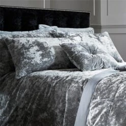 Catherine Lansfield Crushed Velvet Duvet Cover And Pillowcase Set -Bedding Store 30705559 alt01