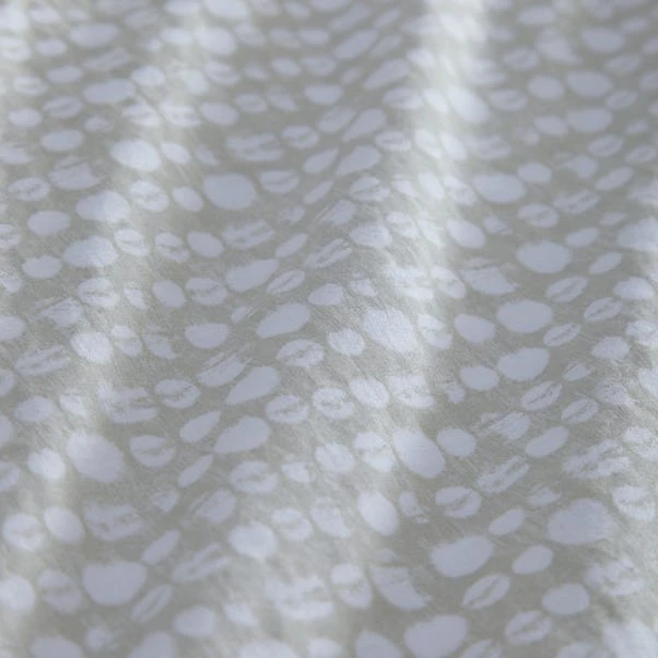 Appletree Landscape 100% Cotton Duvet Cover And Pillowcase Set 13 Appletree Landscape 100% Cotton Duvet Cover And Pillowcase Set - Image 11