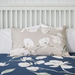 Lois Large Floral Duvet Cover And Pillowcase Set -Bedding Store 30772668 alt03