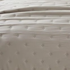 Ella Washed Bedspread 13 Ella Washed Bedspread -Bedding Store 30780890 alt01