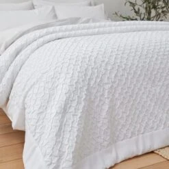 Edison Embossed Textured White Bedspread -Bedding Store 30788496 alt01