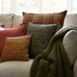 Chunky Knit Throw -Bedding Store 30826702 alt08