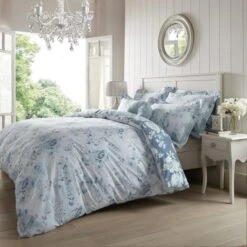 Holly Willoughby Bryony Blue Reversible Duvet Cover And Pillowcase Set -Bedding Store 30848068 alt02
