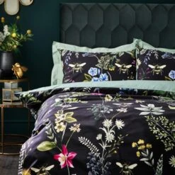 Wylder Midnight Bee Velvet Duvet Cover & Pillowcase Set, Black -Bedding Store 30856111 alt03