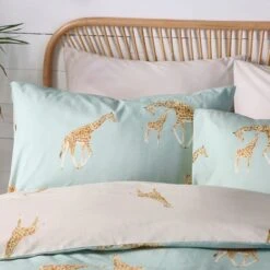 Fusion Milo Giraffe Duck Egg Blue Duvet Cover And Pillowcase Set -Bedding Store 30858287 alt01