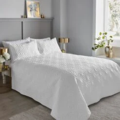 Serene Cavali Bedspread 230cm X 200cm