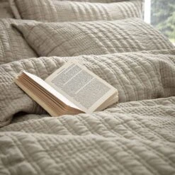 Pineapple Elephant Tamba Jersey Stripe Reversible Natural Duvet Cover & Pillowcase Set -Bedding Store 30867298 alt02