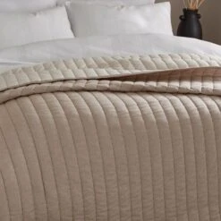 Tetbury Bedspread -Bedding Store 30871247 alt02