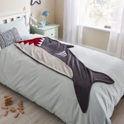 Shark Tail Blanket