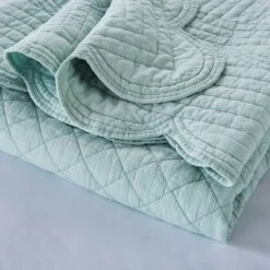 Dorma Soft Scalloped Bedspread -Bedding Store 30927629 alt01