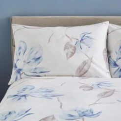 Lois Floral 144 Thread Count Reversible Duvet Cover & Pillowcase Set -Bedding Store 30929333 alt01