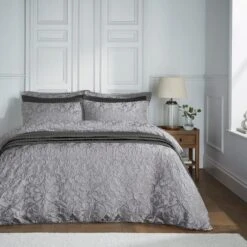 Presley Damask Jacquard Duvet Cover And Pillowcase Set