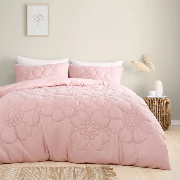 Hansley Floral Quilted Duvet Cover And Pillowcase Set 3 Hansley Floral Quilted Duvet Cover And Pillowcase Set