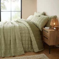 Evana Stitch Bedspread -Bedding Store 30929957 alt03