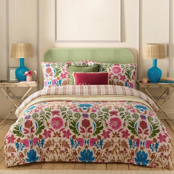 Furn Curious Lotus Reversible Duvet Cover And Pillowcase Set 6 Furn Curious Lotus Reversible Duvet Cover And Pillowcase Set - Image 4