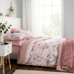Darla Floral Duvet Cover And Pillowcase Set -Bedding Store 30938113 alt09