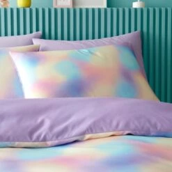 Iridescent Satin Reversible Duvet Cover And Pillowcase Set -Bedding Store 30945429 alt01