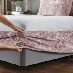 Catherine Lansfield Crushed Velvet Divan Base Bed Wrap -Bedding Store 30956824 alt03