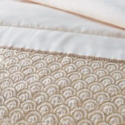 Catherine Lansfield Deco Sequin Quilted Bedspread -Bedding Store 30962869 alt04