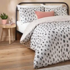 Duvet Day Robi Reversible Duvet Cover & Pillowcase Set 13 Duvet Day Robi Reversible Duvet Cover & Pillowcase Set -Bedding Store 30963828 alt02