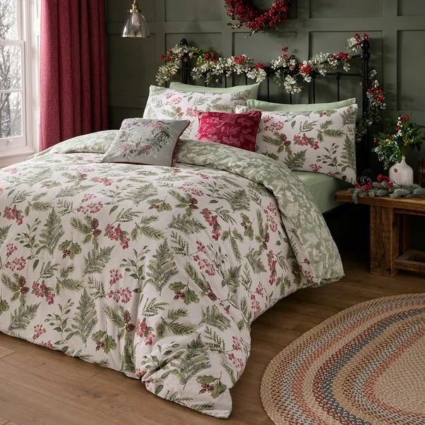 Winter Sprigs 100% Cotton Duvet Cover & Pillowcase Set 7 Winter Sprigs 100% Cotton Duvet Cover & Pillowcase Set - Image 5