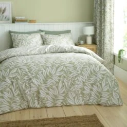 Catherine Lansfield Sorrel Leaves Reversible Duvet Cover & Pillowcase Set -Bedding Store 30983024 alt02