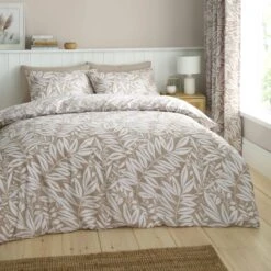 Catherine Lansfield Sorrel Leaves Reversible Duvet Cover & Pillowcase Set -Bedding Store 30983051 alt02