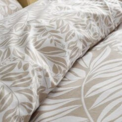 Catherine Lansfield Sorrel Leaves Reversible Duvet Cover & Pillowcase Set -Bedding Store 30983051 alt05